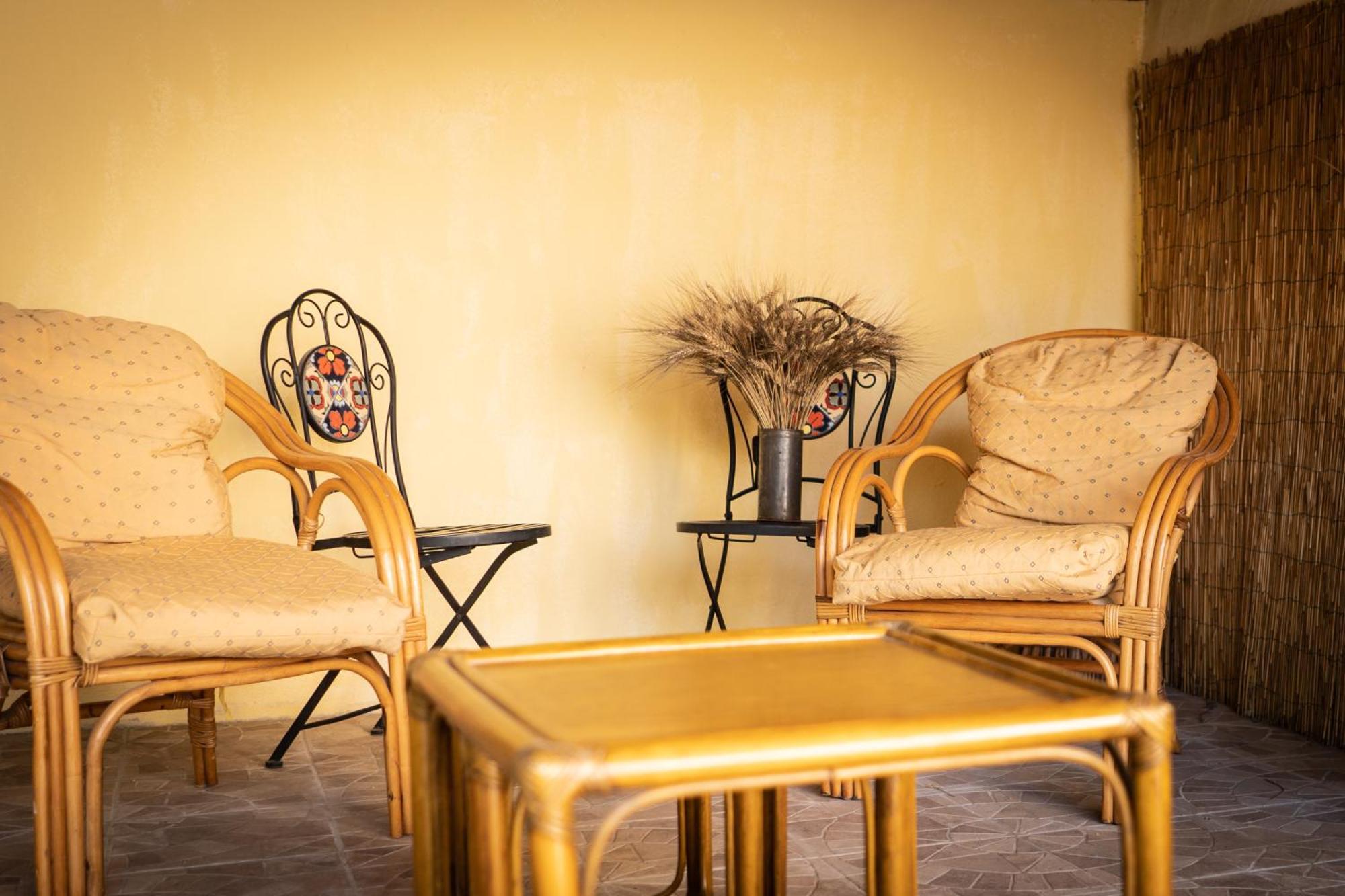 Sa Domu De Ladiri - Matrimoniale Con Giardino Bed & Breakfast Musei Luaran gambar